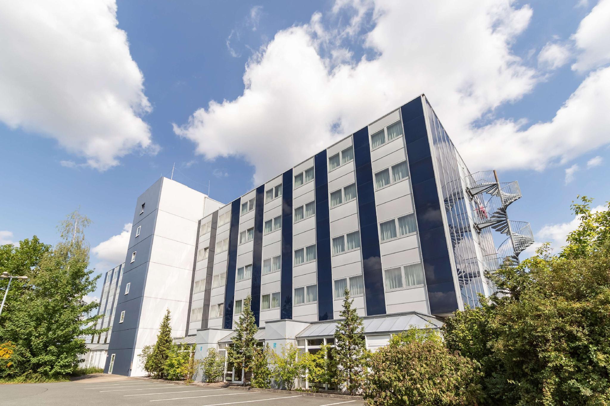 Ramada By Wyndham Hannover Messe Laatzen Exterior photo